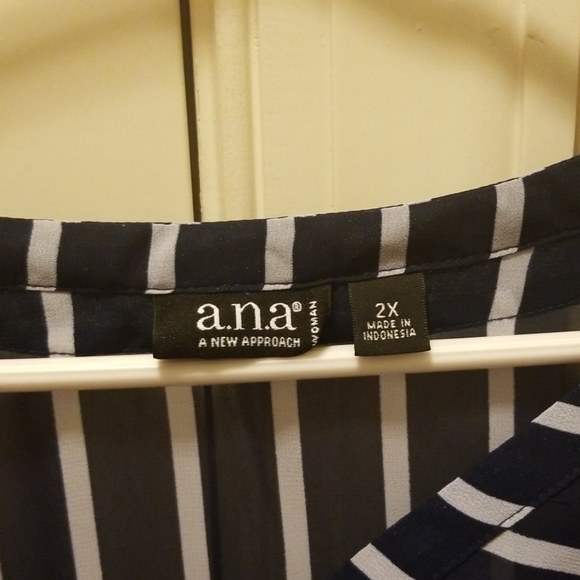 A.N.A/Macy's Blouse - Picture 4 of 4